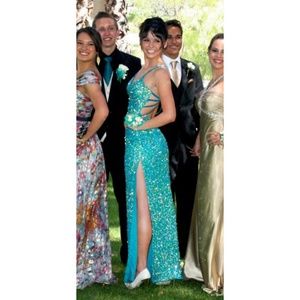 Prom/Evening/Pageant Gown